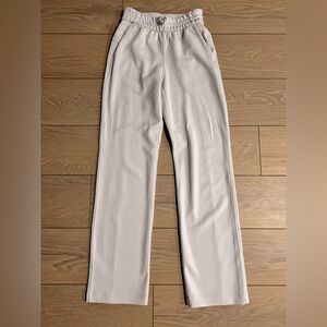 Lululemon softstreme light vapor size 2